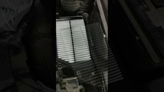 Kia Ceed 2015 ДВС 1.6 Замена воздушного фильтра.