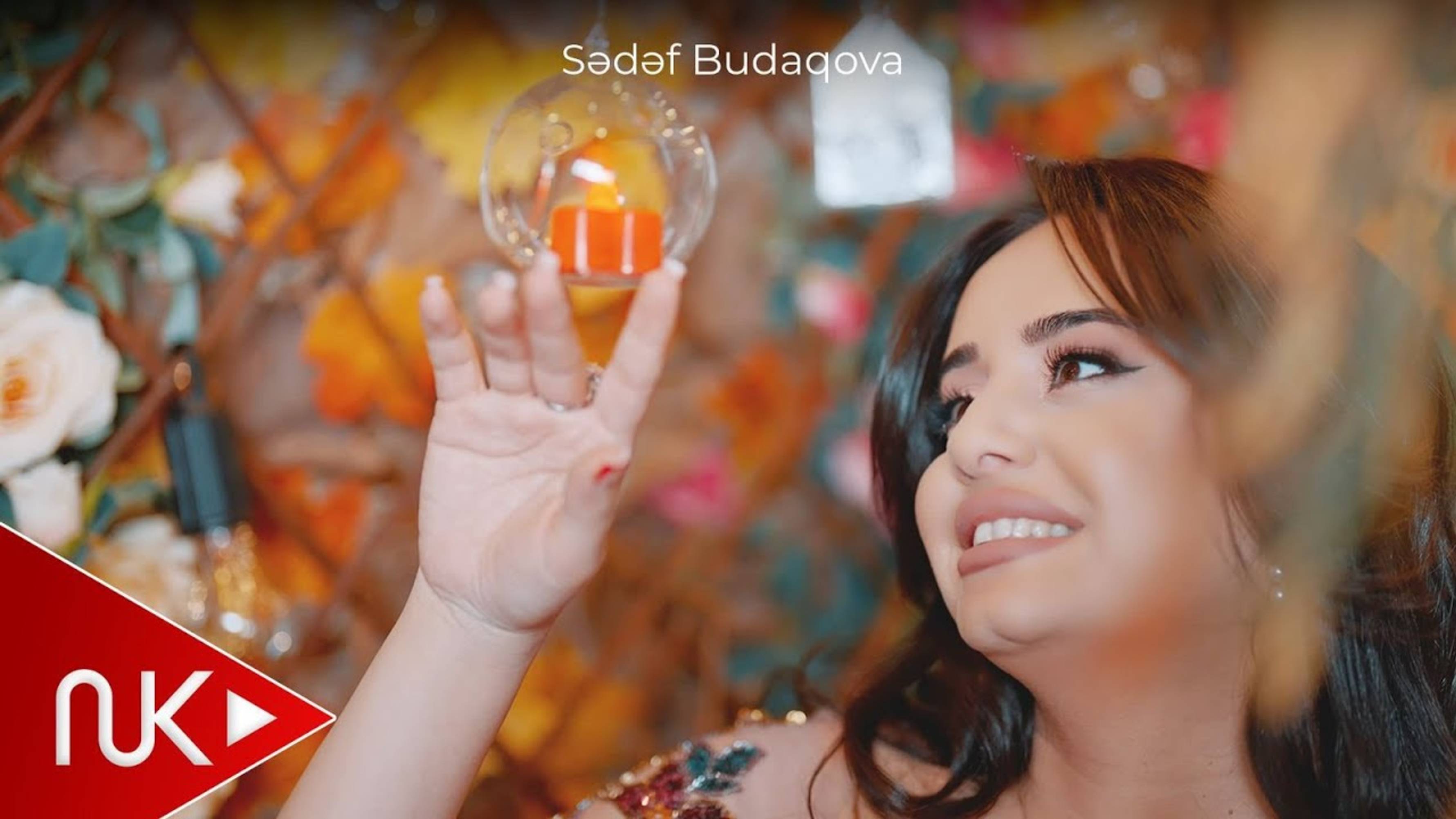 Sedef Budaqova - Yoxdur Qara Gozlerine Tay Gozel смотреть онлайн