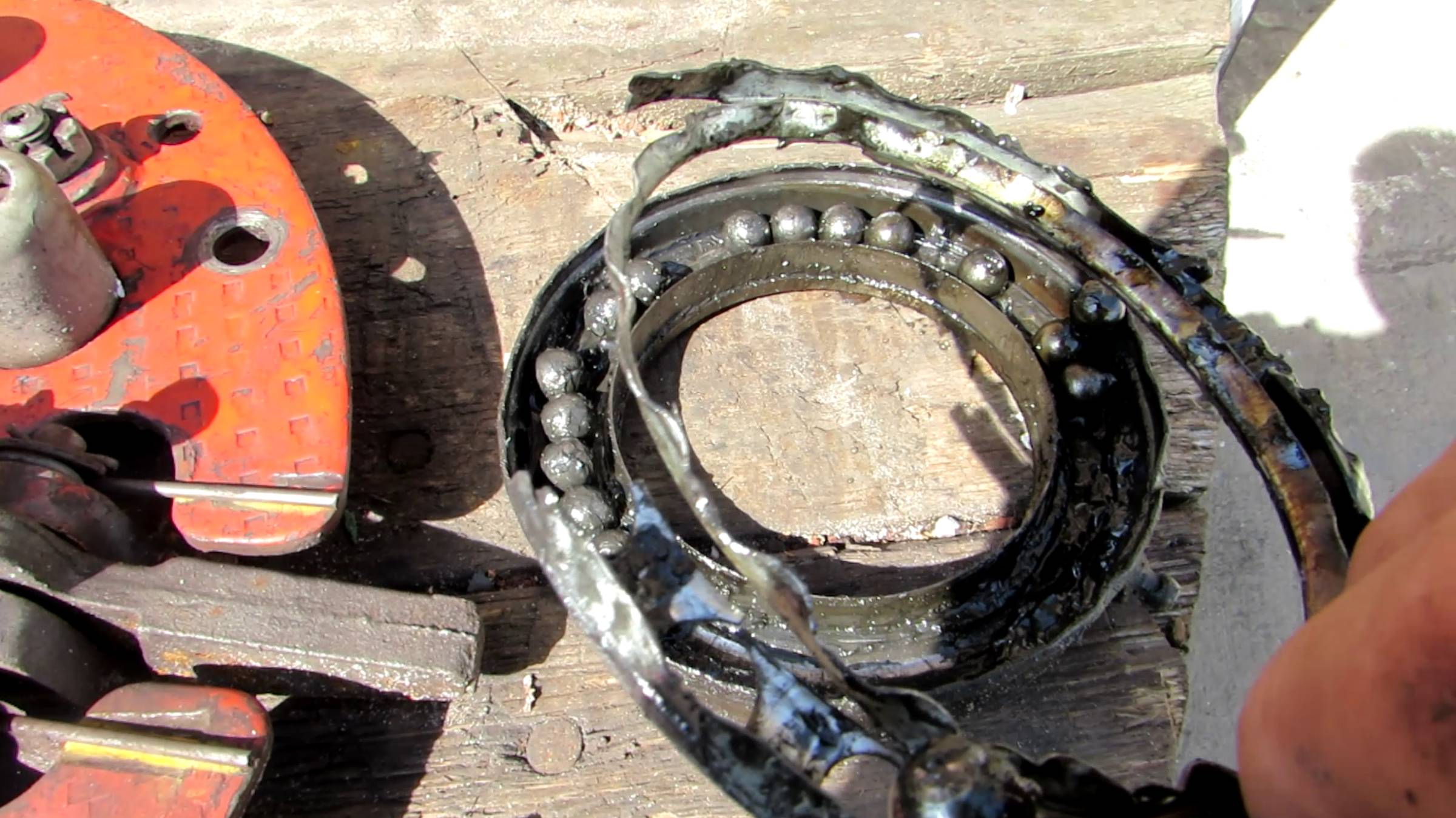 Т-25 Брак Корзины сцепления и выжимного подшипника. Опять КРИК ОТЧАЯНИЯ!!! смотреть онлайн