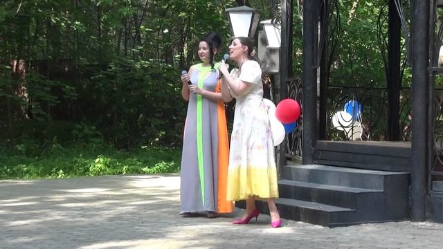 Соловей (Алябьев). Исп. Ирина Хрулёва и Гульнара Куспакова