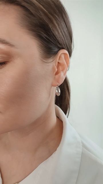 Выбери свои идеальные украшения от Сереьряной птицы 🕊️ смотреть онлайн