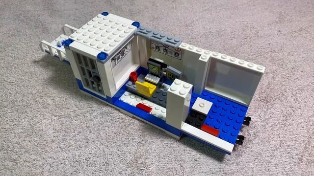 Сборка полицейского  фургона из LEGO CITY (3 часть) 60139
