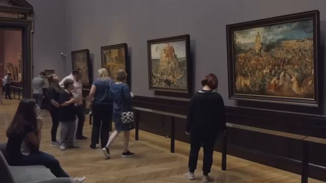 Crypto Meets History Saving Artifacts with Web3 смотреть онлайн