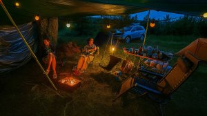 Ночевка в палатках у реки. Кемпинг в дебрях Тверской области