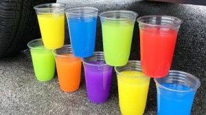 Мультики залипалки для детей. Машина давит хрустящие и мягкие вещи! Смотреть онлайн для малышей