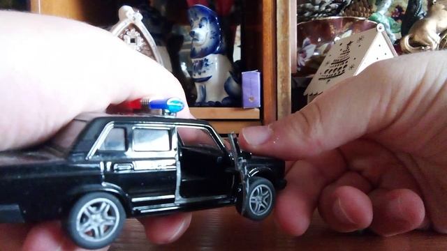 Шикарная моделька ВАЗ 2107 спутник ДПС ГИБДД. Очень интересный видос про машинки модельки.