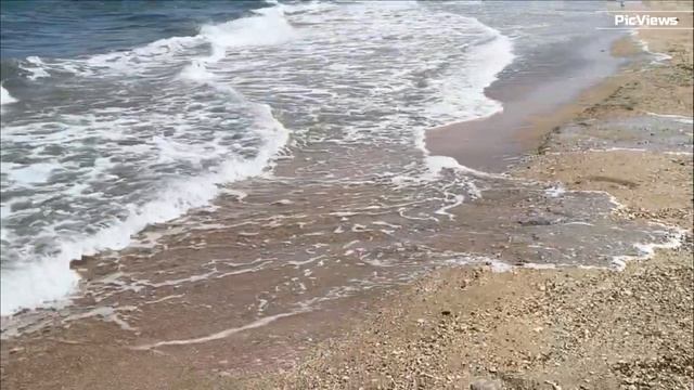 Крым Керчь сегодня 31 июля 2025. Море в Новоотрадном и погода в Крыму сейчас. Обстановка на пляже смотреть онлайн