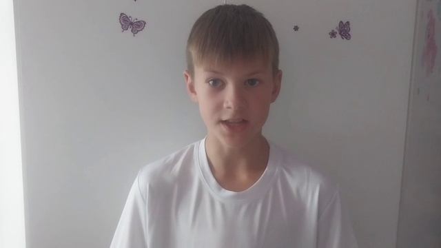 Онлайн флешмоб «Читаем стихи о России» смотреть онлайн