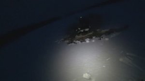 ЭТО КРАЙ, Я ЕЁ УТОПИЛ...ПОЛЗУ, ДЫШУ, А ОН ГНЁТСЯ \ ЛЕДЯНОЙ КАПКАН И Я В НЕГО ПОПАЛ \ ЖЕСТЬ ОЩУЩЕНИЯ.