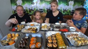 мукбанг роллы