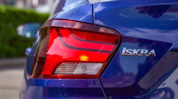 LADA ISKRA. НЕ ЖДИТЕ ЧУДА.