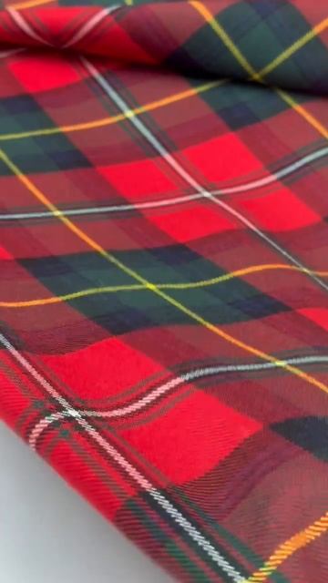 DIOR Тартан — клетчатый орнамент