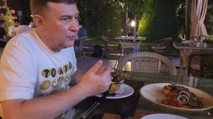 Первый ужин в Ташкенте: казан-кабоб и пицца 🍕 🐏 🥔 🧀