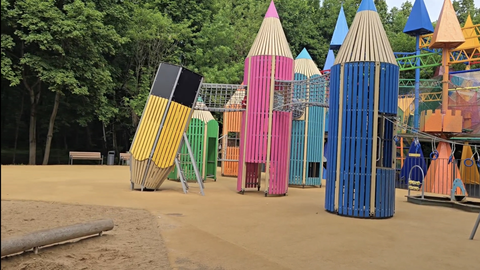 Парк Сокольники, Москва, 2025 смотреть онлайн