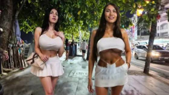 Паттайя . Beach Road Pattaya. Thailand. July 2025. смотреть онлайн