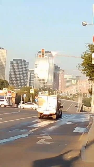 Москва в первых лучах солнца смотреть онлайн