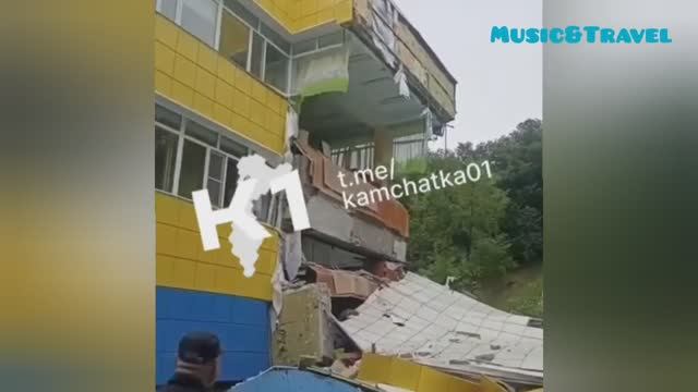 Последствия камчатского землетрясения в отделении травматологии смотреть онлайн