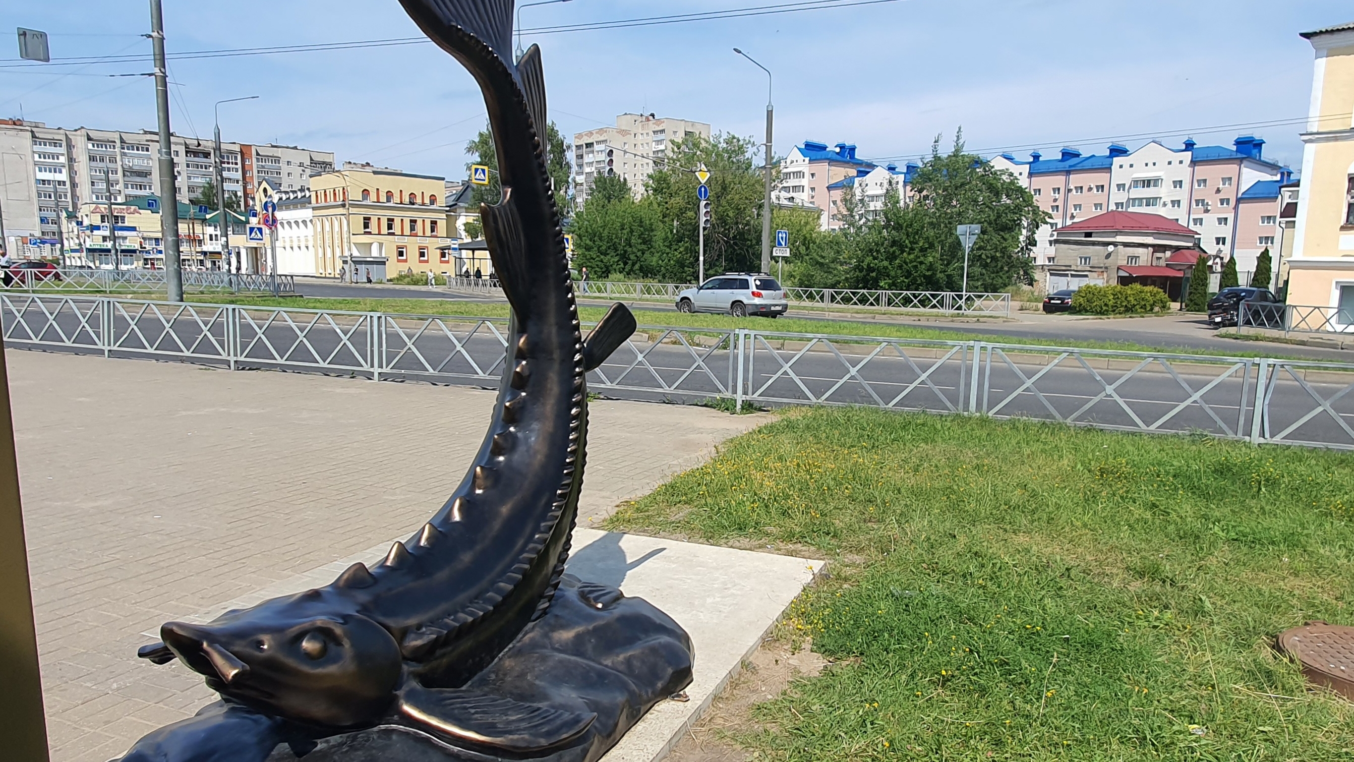 Первое здание железнодорожного вокзала в Рыбинске 1870 г. Современное здание построено в 1904–1905. смотреть онлайн