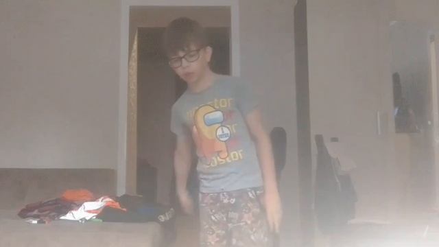 дебилоид танцует