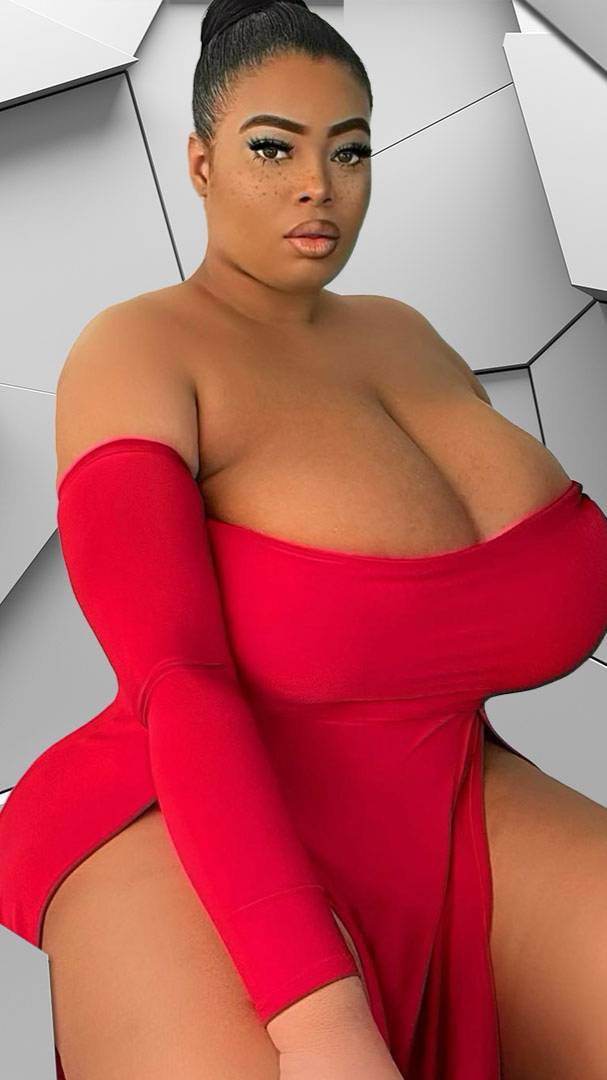 Goddess Queen - Everything is massive. #fashion #plussize #instagram смотреть онлайн