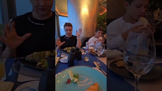 Как мы сходили в ресторан на 50 этаже Красивый вид и вкусная еда - Панорама ASP смотреть онлайн