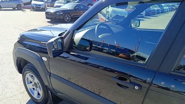 ВАЗ Нива 1,7 л. Бензин МКПП (80 л.с.) 4WD 2023 смотреть онлайн