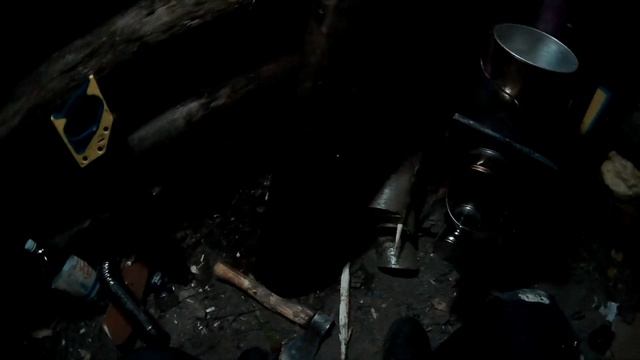 Отшельник выживает в избушке в сибирских лесах зимой с печкой!!! смотреть онлайн