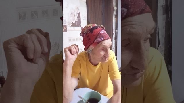 готовлю лапшу,гостей ждем.дождик,дождик,поливает смотреть онлайн