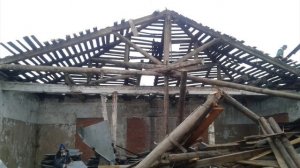 Демонтаж-разборка скатной металлической фальцевой крыши. Roofing dismantling pitched