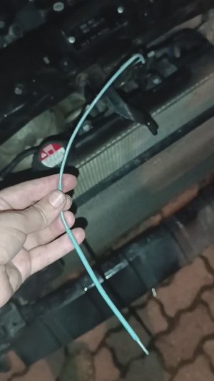 Как открыть капот Honda Stepwgn RK. Слетел тросик капота.