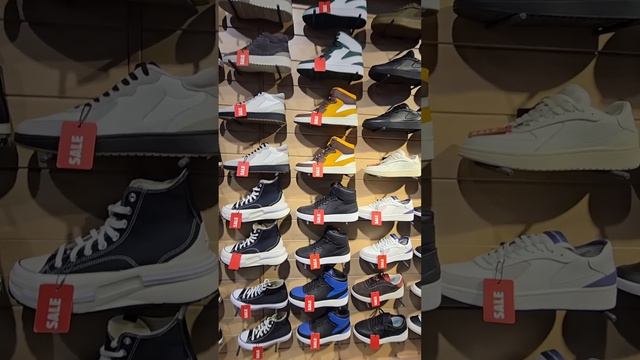 Пойдёмте прогуляемся ☀️ Рубрика Прогулка опять Гринвич Шопинг Обзор цен и витрины смотреть онлайн