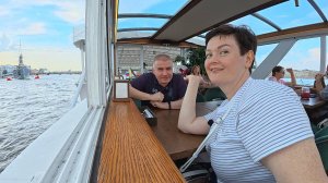 ШИКУЕМ напоследок! ТРАНЖИРИМ деньги на ЯХТЕ в Питере! Вован ПЕРЕВОЛНОВАЛСЯ от Авроры) Едим КОРЮШКУ