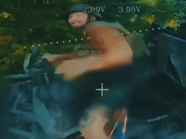 ВСУшка ушла к биндерке смотреть онлайн