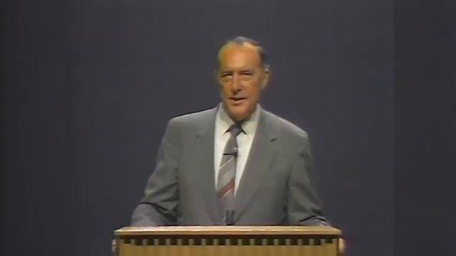 Дерек Принс - "Рим 7:1-16 | №9 Путешествие по посланию к Римлянам смотреть онлайн