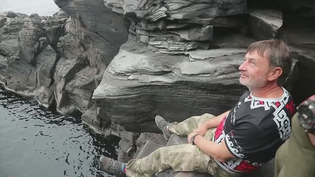 Курилы. Остров Итуруп. Лавовое плато Янкито. Сплав по Рейдовке. Горбуша в море. Часть 5 смотреть онлайн