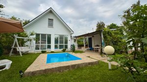 Дом с ремонтом и бассейном под Краснодаром!!