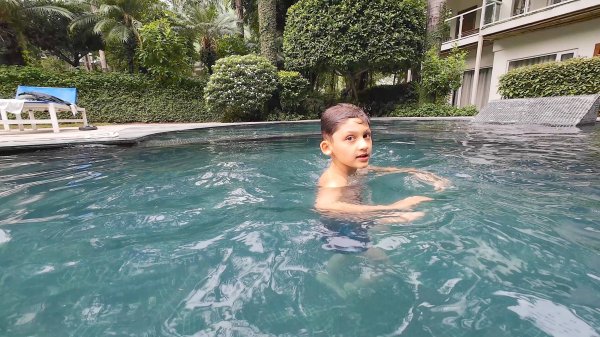 SwimmingPool, Summer, Travel #olliwonder