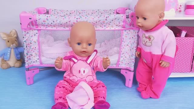 🍿 Куклы-близнецы Baby Born и их забавные истории в кукольном домике! ИГРАЕМ В КУКЛЫ смотреть онлайн