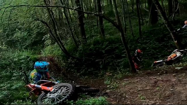 эндурист на отдыхе