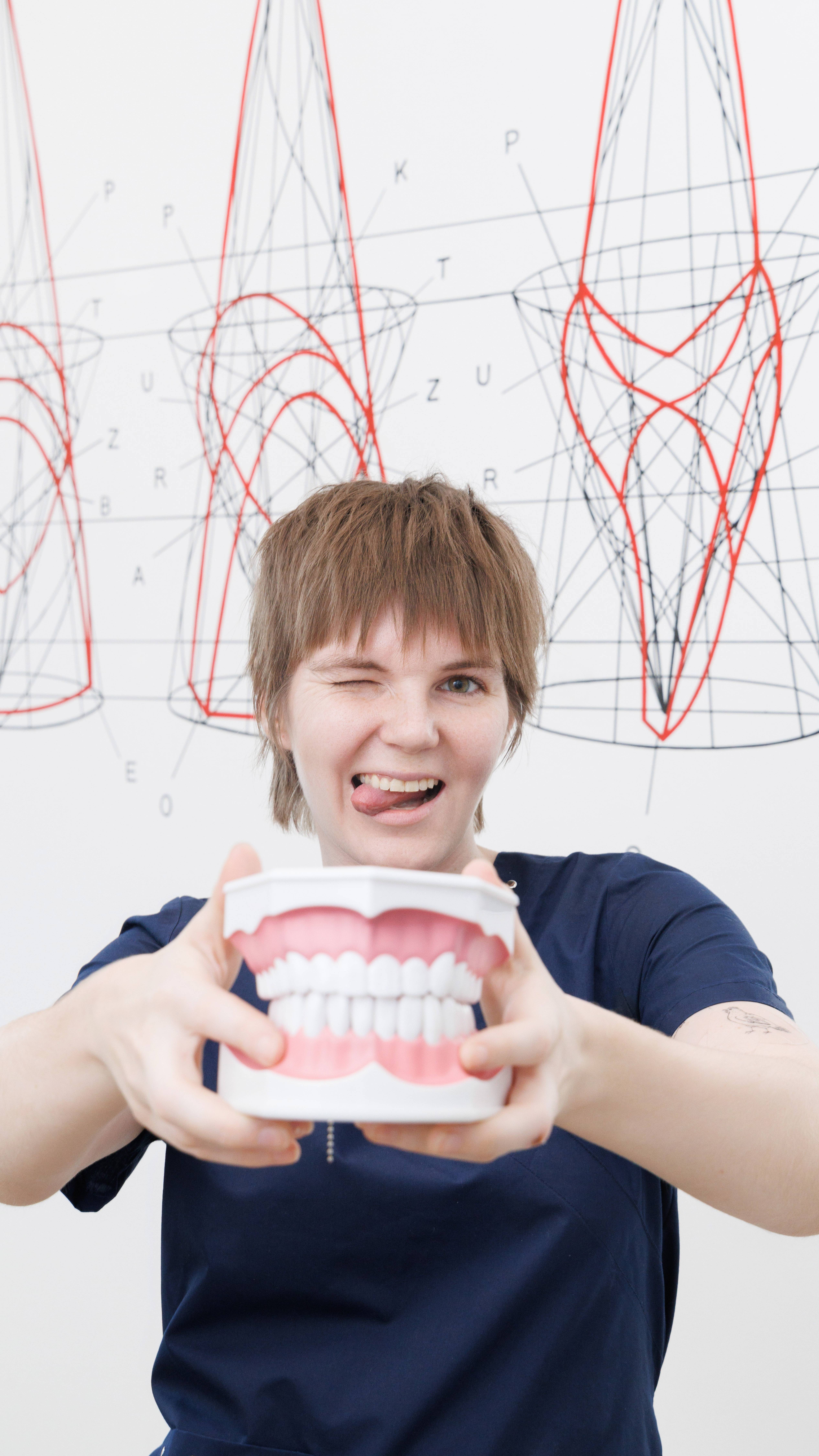 Детский ортодонтический аппарат "Бабочка". Врач Штина Д.Ю. смотреть онлайн