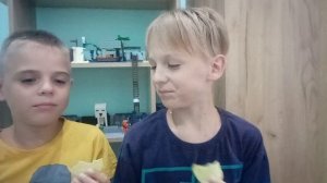 пробуем чипсы от ДЮШЕСА!!!!!