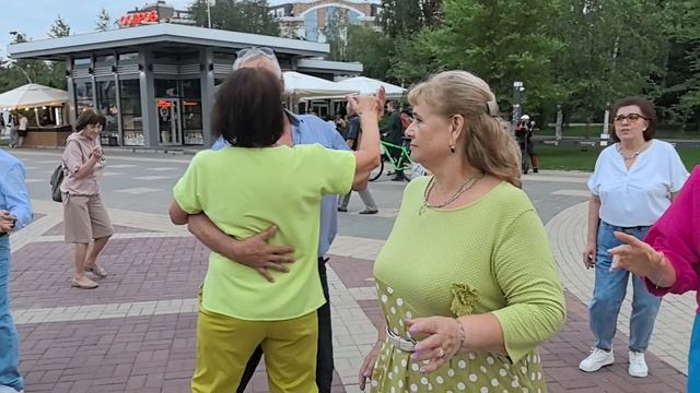 Я только тебя обожаю... 01.08.25... смотреть онлайн