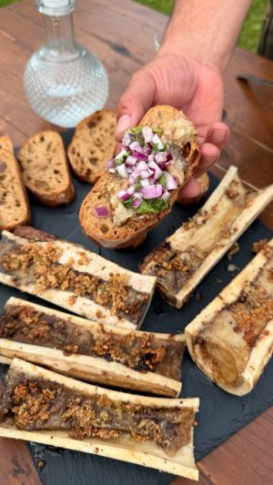 Запеченные мозговые кости под рюмочку