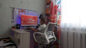 я играю в geometry jump