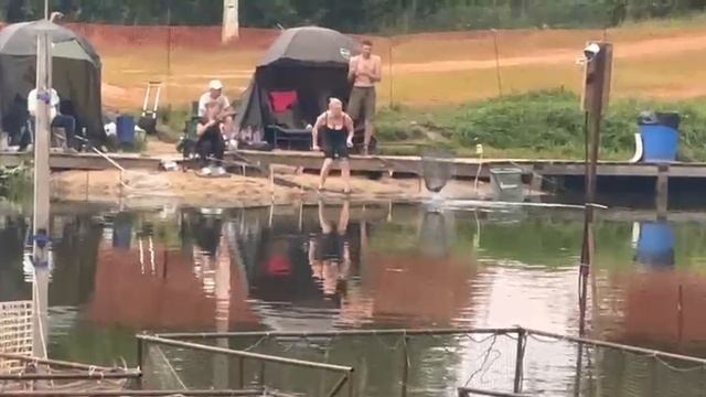 Осетр не дает скучать смотреть онлайн