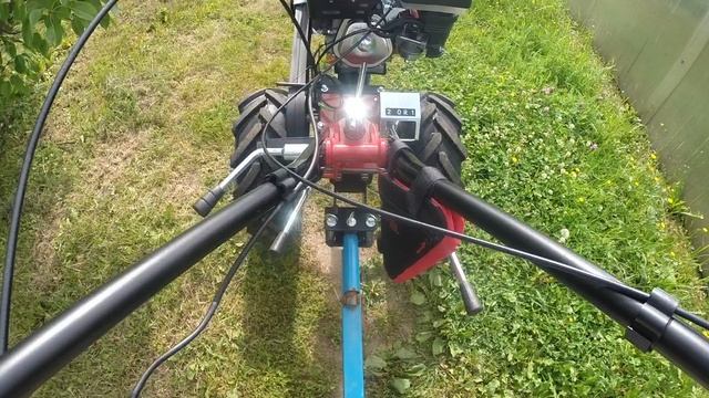 Мотоблок Boxbot MT-900 PRO 4+2  передние скорости