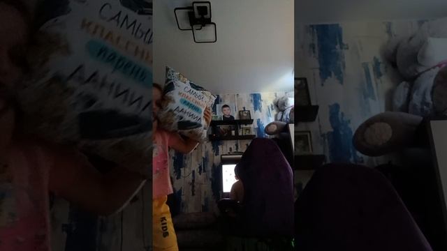 я в гостях смотреть онлайн