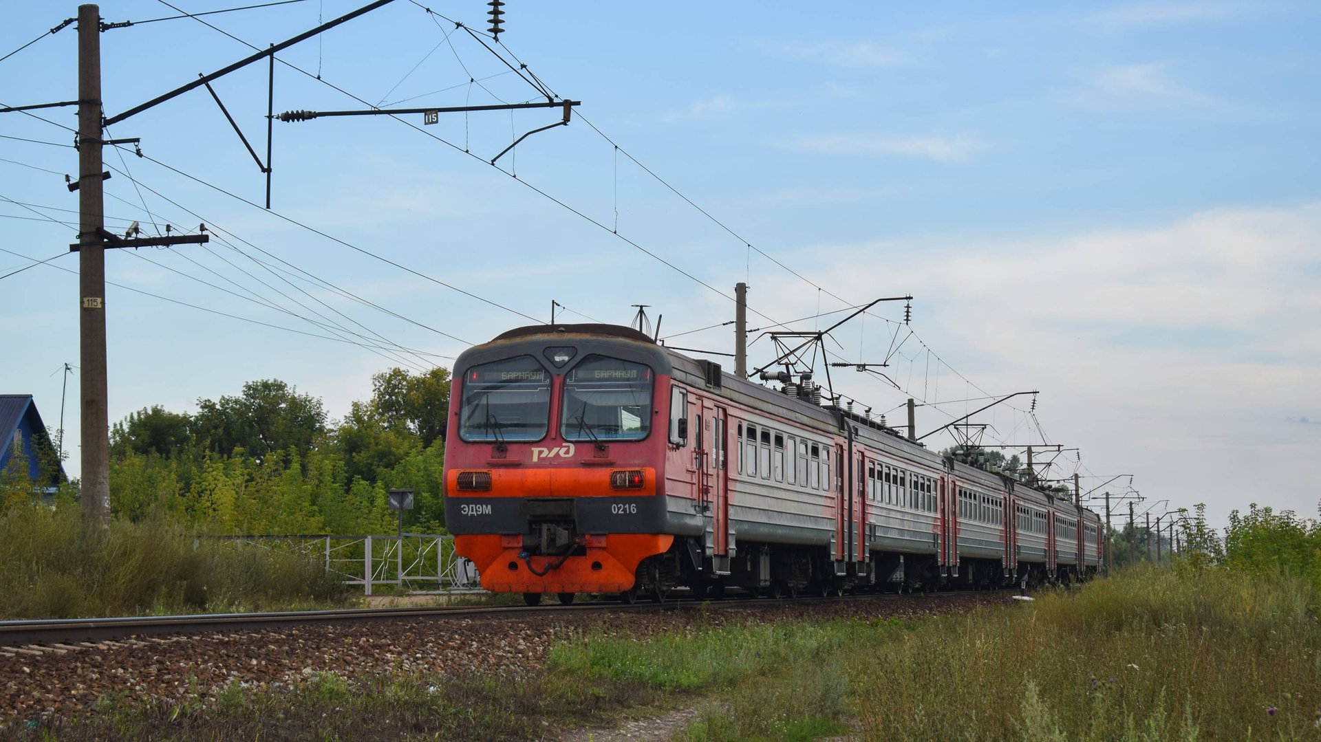 Электропоезд ЭД9М-0216 смотреть онлайн