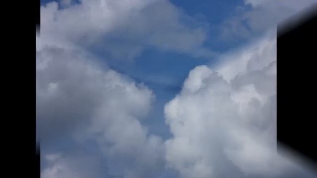 Под небом синим - Автор музыка и поёт Эдуард Иконников смотреть онлайн