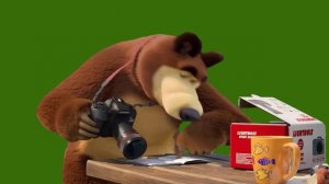 Изучает инструкцию